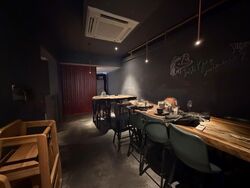 Hamilton Road (D8), Retail #567476271
